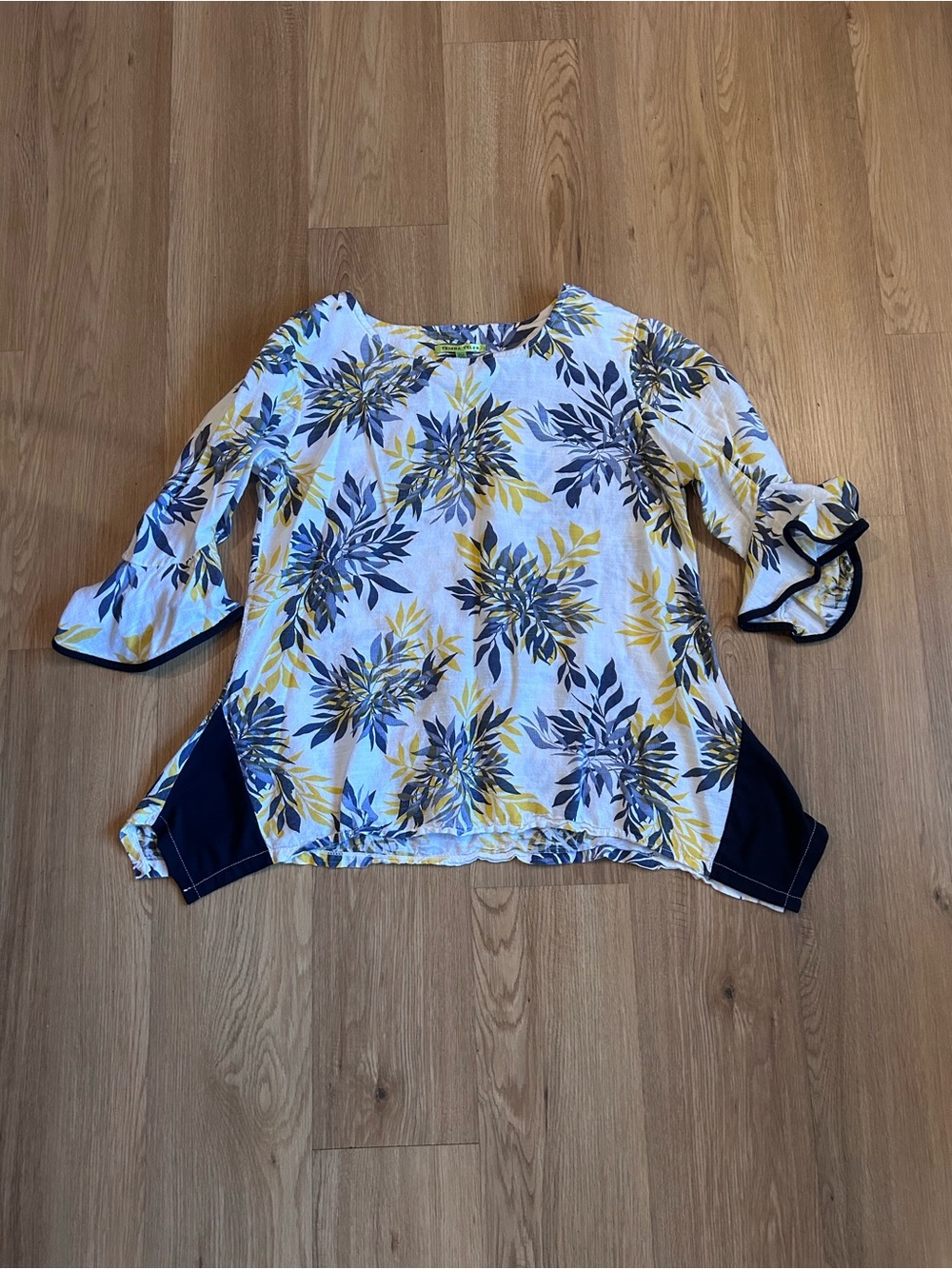 Floral White Blouse by Trisha Tyler size PM